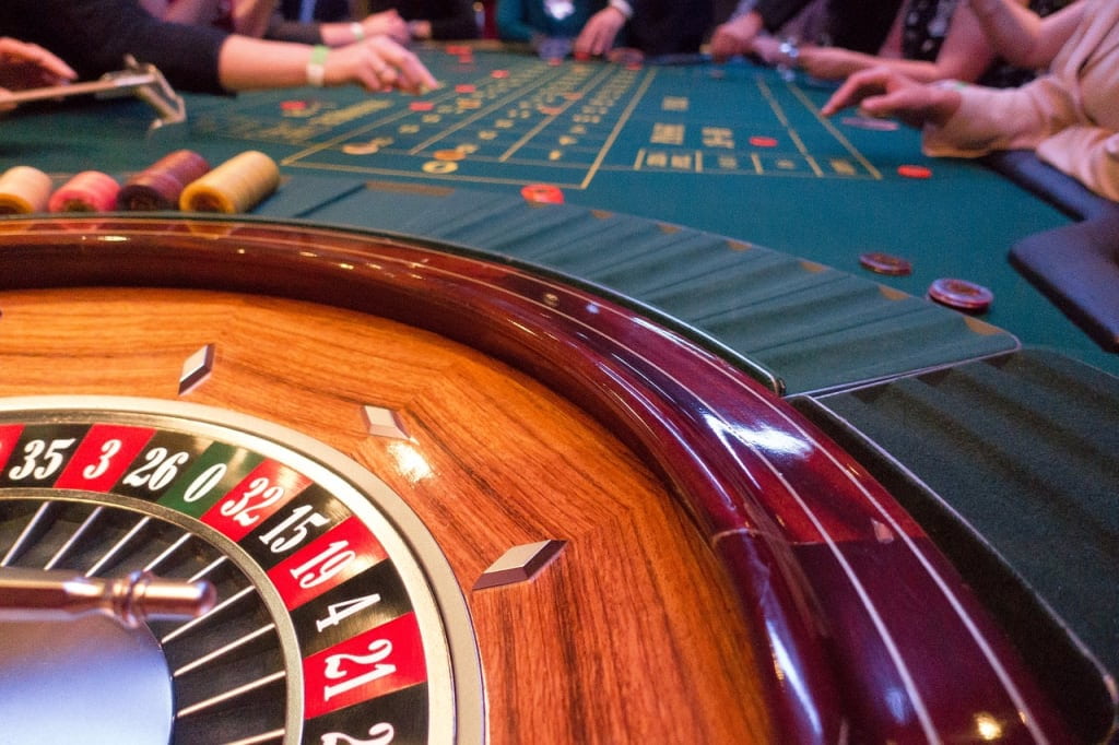 How to work in a casino?